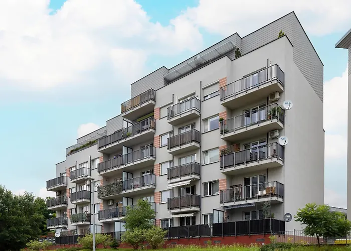 Podgorze Air-Conditioned Family Apartment With Parking By Noclegi Renters